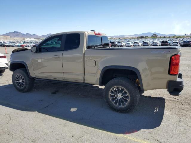1GCRTEEN8M1172812 - 2021 CHEVROLET COLORADO ZR2 TAN photo 2
