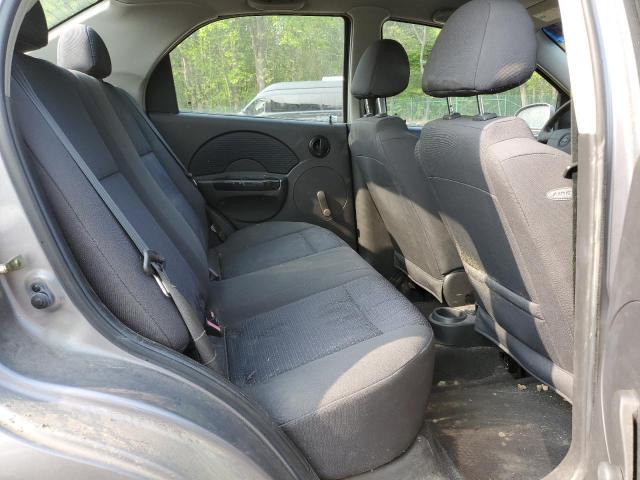 KL1TD56616B551911 - 2006 CHEVROLET AVEO BASE GRAY photo 10
