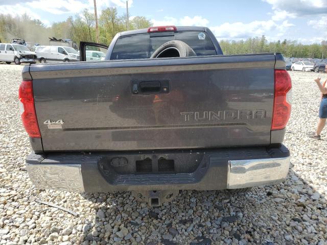 5TFUM5F18GX065912 - 2016 TOYOTA TUNDRA DOUBLE CAB SR/SR5 GRAY photo 6