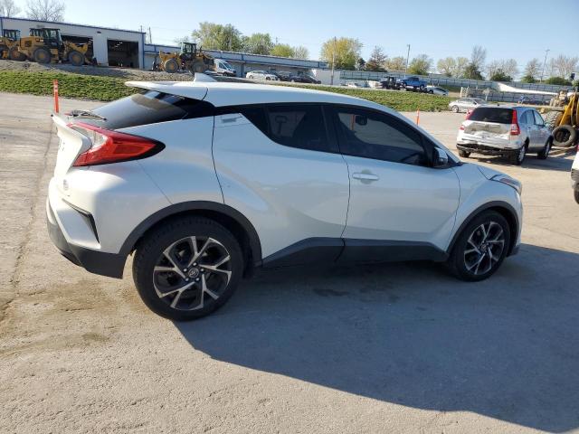 NMTKHMBX5JR036962 - 2018 TOYOTA C-HR XLE Белый фото 3