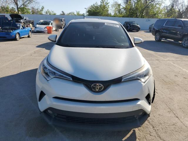 NMTKHMBX5JR036962 - 2018 TOYOTA C-HR XLE Белый фото 5