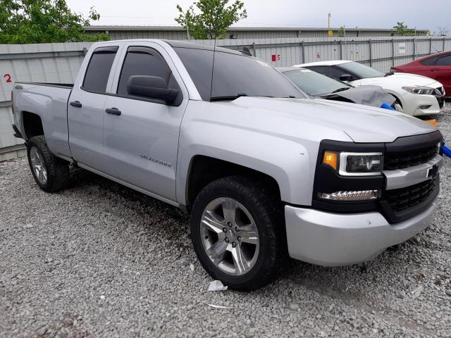 1GCVKPEC8HZ374536 - 2017 CHEVROLET SILVERADO K1500 CUSTOM SILVER photo 4