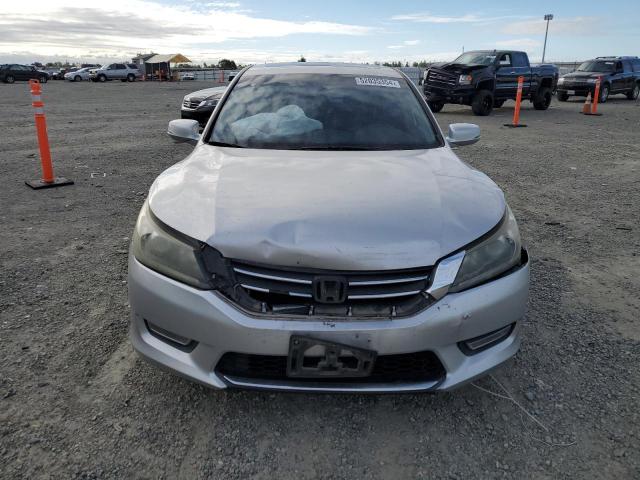 1HGCR2F75DA200411 - 2013 HONDA ACCORD EX SILVER photo 5