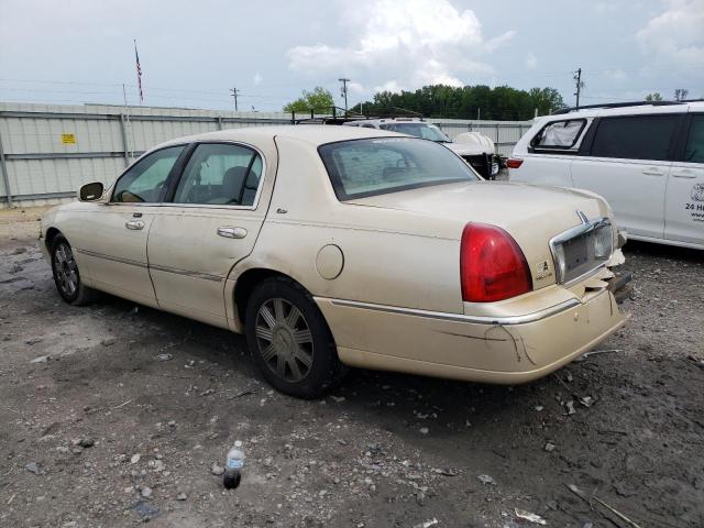 1LNHM83W63Y645100 - 2003 LINCOLN TOWN CARTIER TAN photo 2