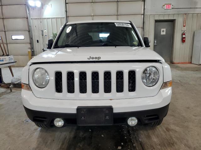 1J4NF1GB1BD266263 - 2011 JEEP PATRIOT SPORT WHITE photo 5