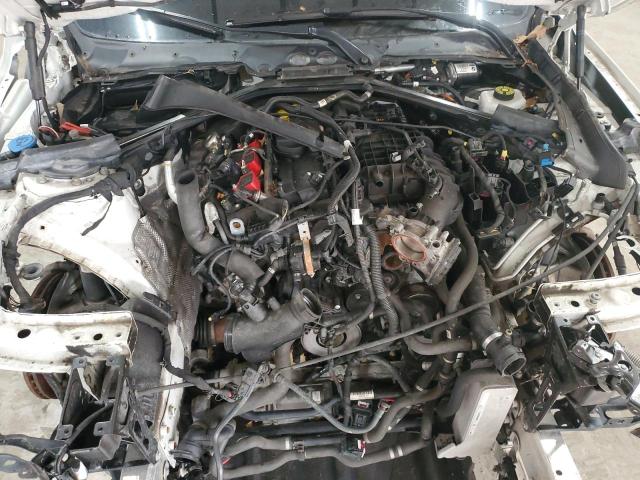 WBA8D9G57JNU71822 - 2018 BMW 330 XI WHITE photo 11