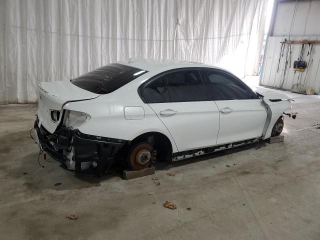 WBA8D9G57JNU71822 - 2018 BMW 330 XI WHITE photo 3