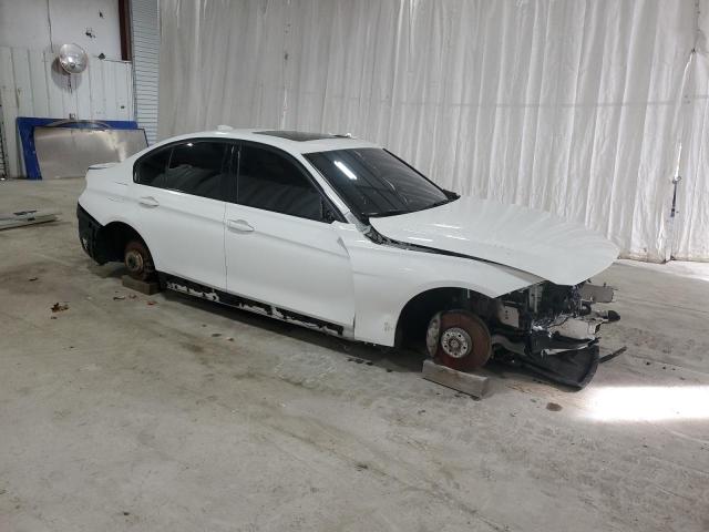 WBA8D9G57JNU71822 - 2018 BMW 330 XI WHITE photo 4