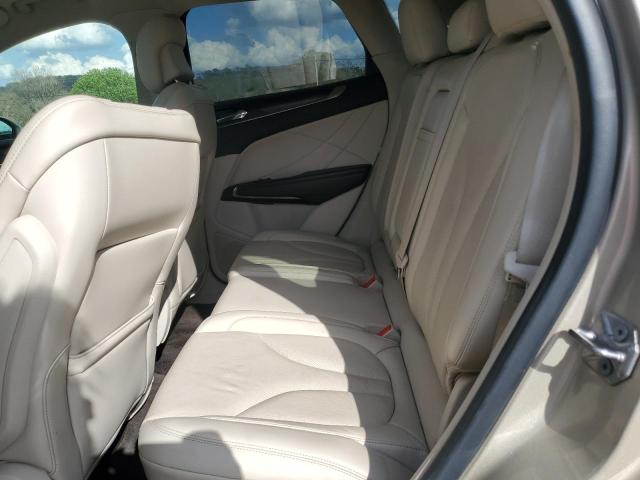 5LMCJ3C93HUL02501 - 2017 LINCOLN MKC RESERVE თაფლისფერი ფოტო 10