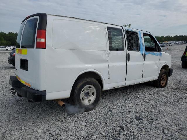 1GCWGFCF4F1230250 - 2015 CHEVROLET EXPRESS G2 WHITE photo 3