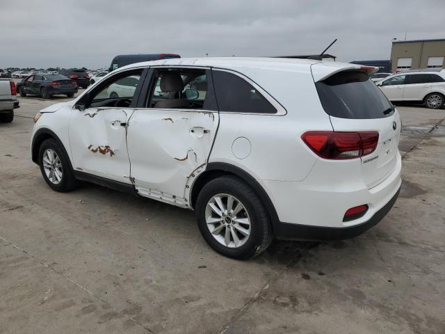 5XYPGDA56KG491683 - 2019 KIA SORENTO LX WHITE photo 2