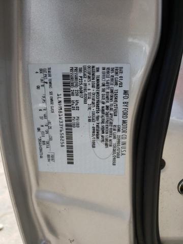 1LNHM81W33Y658258 - 2003 LINCOLN TOWN CAR EXECUTIVE SILVER photo 12