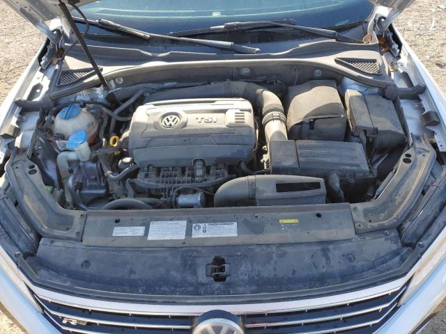 1VWDT7A36HC000635 - 2017 VOLKSWAGEN PASSAT R-LINE Արծաթագույն լուսանկար 11
