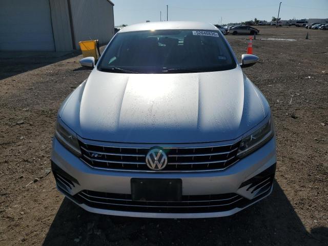 1VWDT7A36HC000635 - 2017 VOLKSWAGEN PASSAT R-LINE Արծաթագույն լուսանկար 5