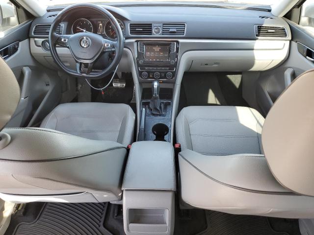 1VWDT7A36HC000635 - 2017 VOLKSWAGEN PASSAT R-LINE Արծաթագույն լուսանկար 8