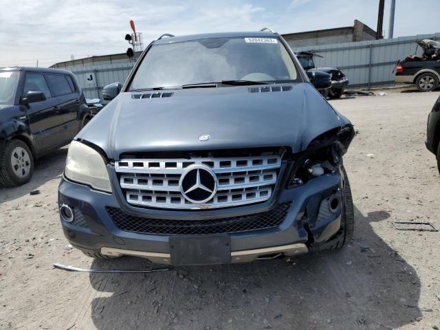 4JGBB8GBXBA625149 - 2011 MERCEDES-BENZ ML 350 4MATIC GRAY photo 5