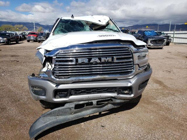 3C63R3JL2MG528158 - 2021 RAM 3500 LARAMIE WHITE photo 5