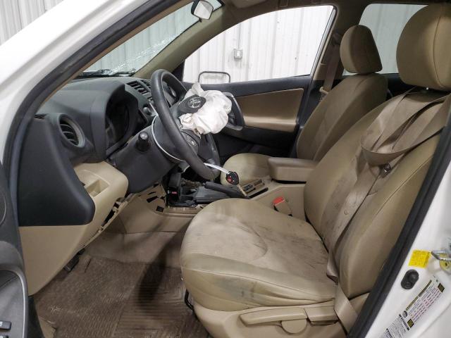 2T3BF4DV6CW260052 - 2012 TOYOTA RAV4 WHITE photo 7