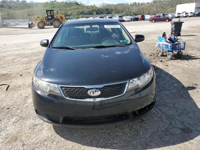 KNAFU4A21D5663654 - 2013 KIA FORTE EX BLACK photo 5