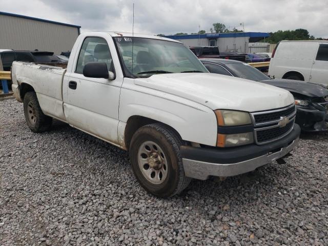 3GCEC14X17G218769 - 2007 CHEVROLET SILVERADO C1500 CLASSIC WHITE photo 4