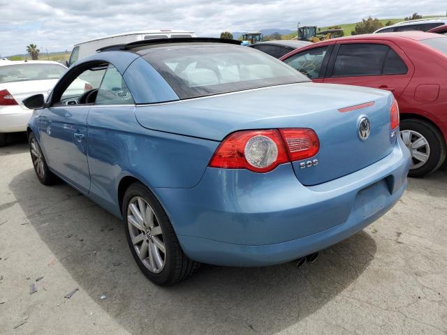 WVWBA71F29V014855 - 2009 VOLKSWAGEN EOS TURBO BLUE photo 2