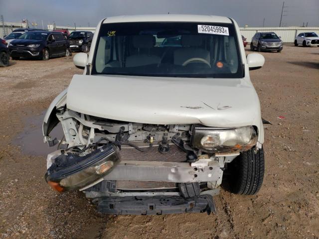 JN8AZ2KR1BT201610 - 2011 NISSAN CUBE BASE WHITE photo 5