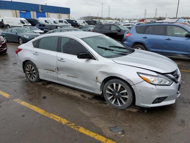 1N4AL3APXJC255012 - 2018 NISSAN ALTIMA 2.5 SILVER photo 4