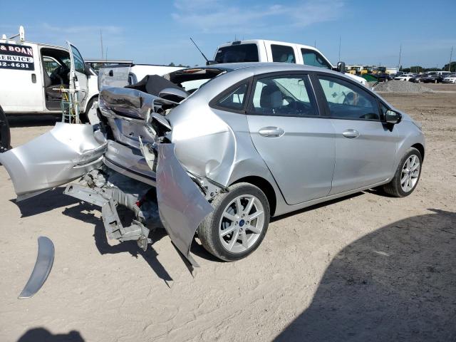 3FADP4BJ6KM133118 - 2019 FORD FIESTA SE SILVER photo 3