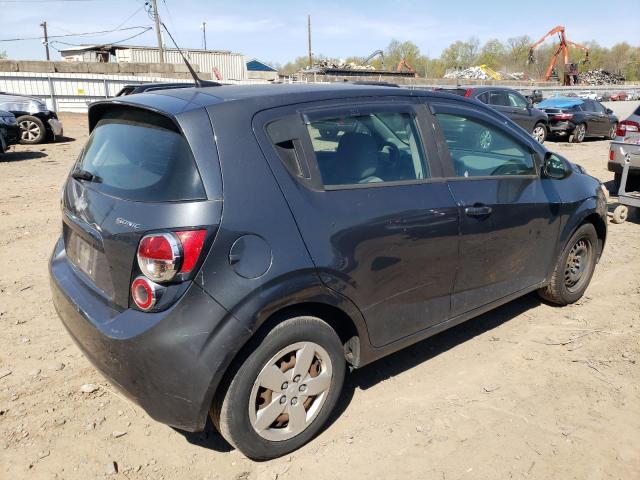 1G1JB6SG5D4193104 - 2013 CHEVROLET SONIC LS ნაცრისფერი ფოტო 3