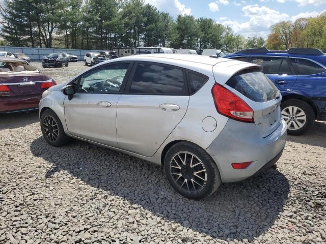 3FADP4EJ3CM175484 - 2012 FORD FIESTA SE SILVER photo 2