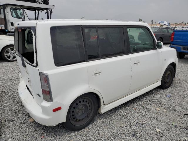 JTLKT324564045927 - 2006 TOYOTA SCION XB WHITE photo 3