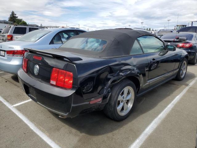 1ZVFT84N755203173 - 2005 FORD MUSTANG BLACK photo 3