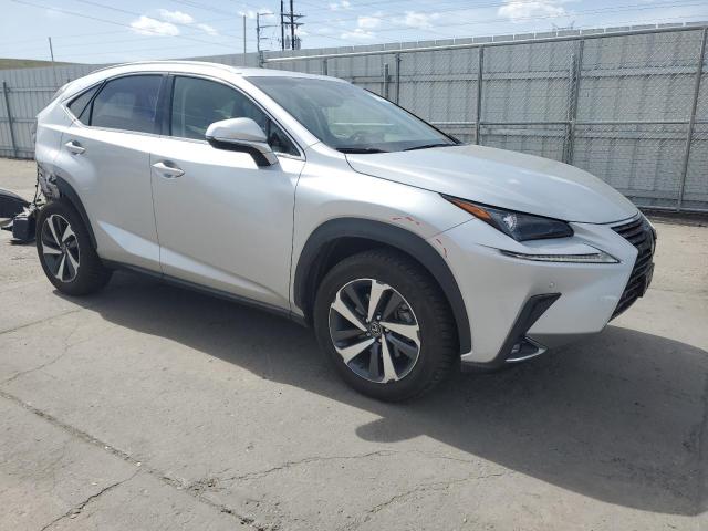 JTJBARBZ8K2205253 - 2019 LEXUS NX 300 BASE 银色 照片 4