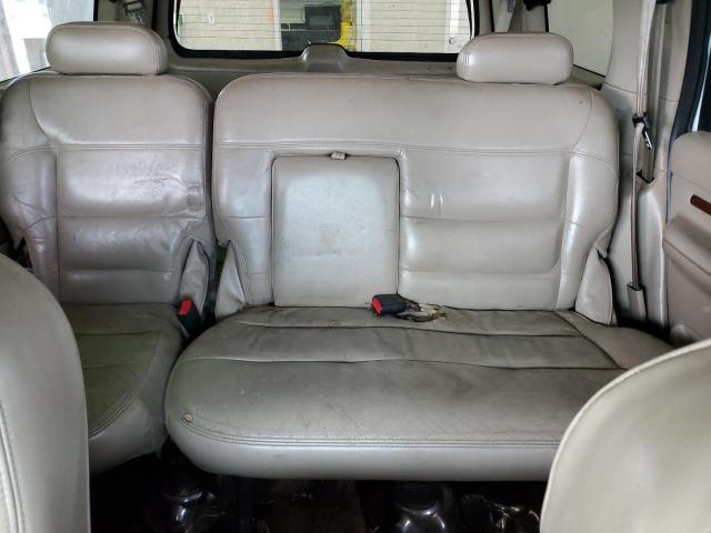 5LMEU27R92LJ08881 - 2002 LINCOLN NAVIGATOR 白色 照片 10