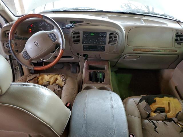 5LMEU27R92LJ08881 - 2002 LINCOLN NAVIGATOR 白色 照片 8