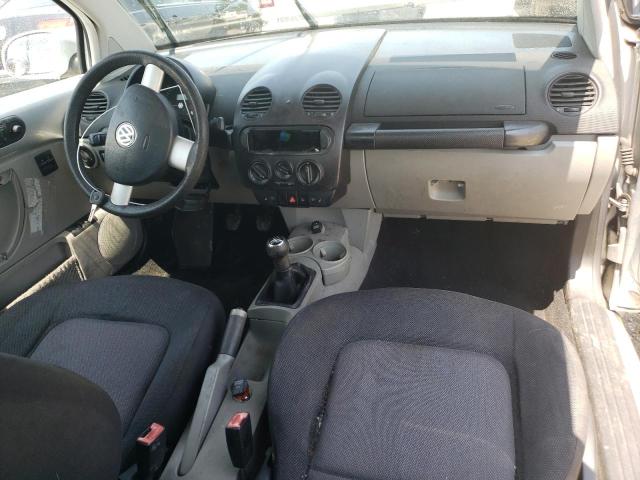 3VWBK21C53M421735 - 2003 VOLKSWAGEN NEW BEETLE GL 银色 照片 8
