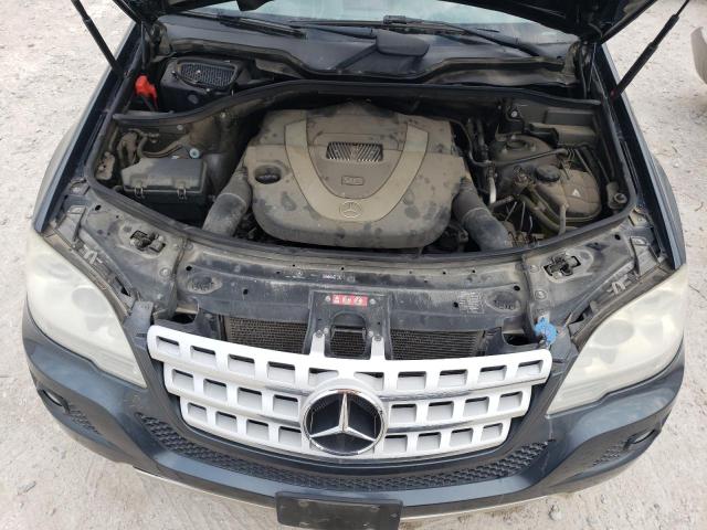 4JGBB5GB4BA713063 - 2011 MERCEDES-BENZ ML 350 BLACK photo 11