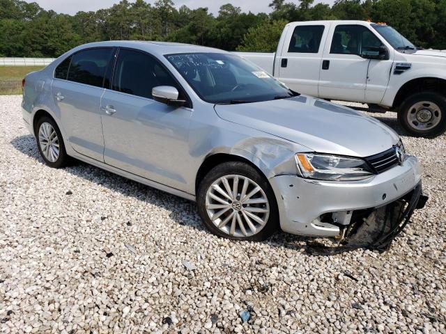 3VWLX7AJ7DM362982 - 2013 VOLKSWAGEN JETTA SEL SILVER photo 4