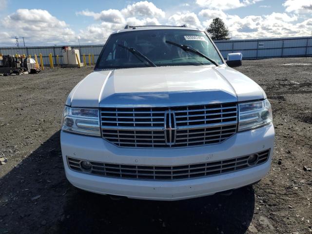 5LMJJ2J57BEJ00733 - 2011 LINCOLN NAVIGATOR WHITE photo 5