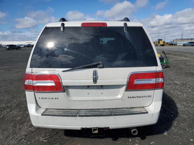5LMJJ2J57BEJ00733 - 2011 LINCOLN NAVIGATOR WHITE photo 6