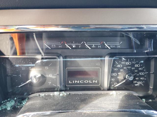 5LMJJ2J57BEJ00733 - 2011 LINCOLN NAVIGATOR WHITE photo 9