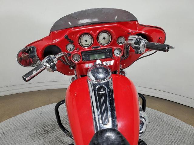 1HD1KB413AB611092 - 2010 HARLEY-DAVIDSON FLHX RED photo 7