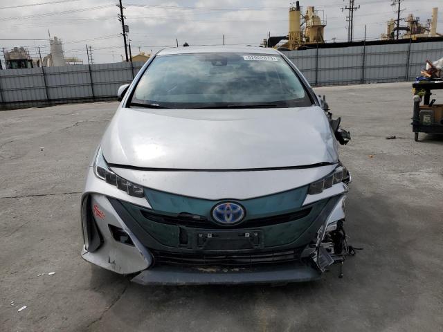 JTDKARFP9H3061503 - 2017 TOYOTA PRIUS PRIM 银色 照片 5