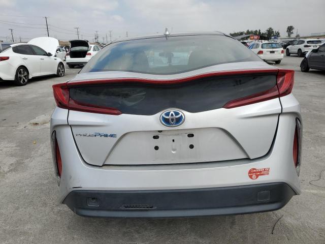 JTDKARFP9H3061503 - 2017 TOYOTA PRIUS PRIM 银色 照片 6