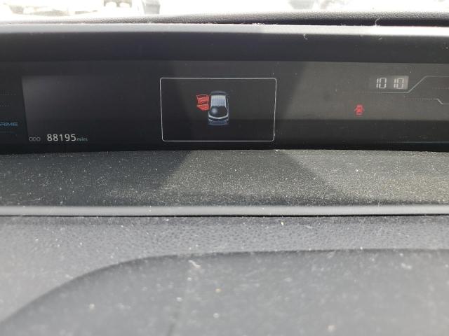 JTDKARFP9H3061503 - 2017 TOYOTA PRIUS PRIM 银色 照片 9