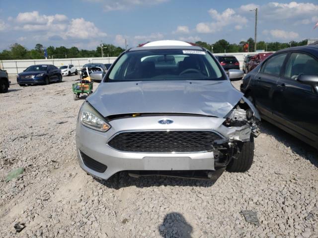 1FADP3F22HL287039 - 2017 FORD FOCUS SE SILVER photo 5