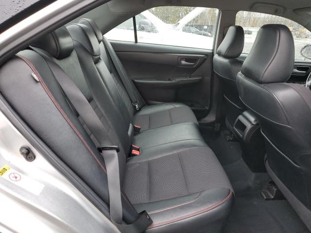 4T1BF1FK9HU440644 - 2017 TOYOTA CAMRY LE SILVER photo 10