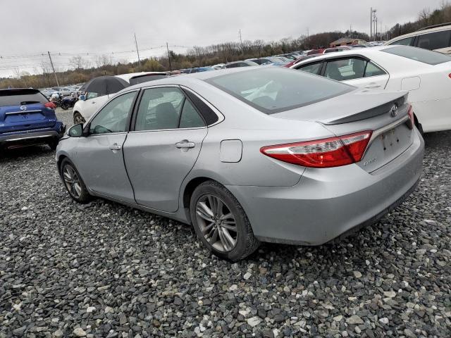 4T1BF1FK9HU440644 - 2017 TOYOTA CAMRY LE SILVER photo 2