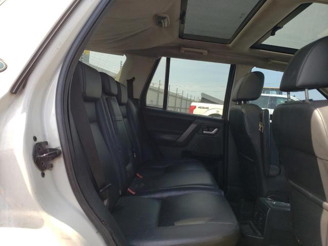 SALFT24N68H078114 - 2008 LAND ROVER LR2 HSE TECHNOLOGY WHITE photo 10