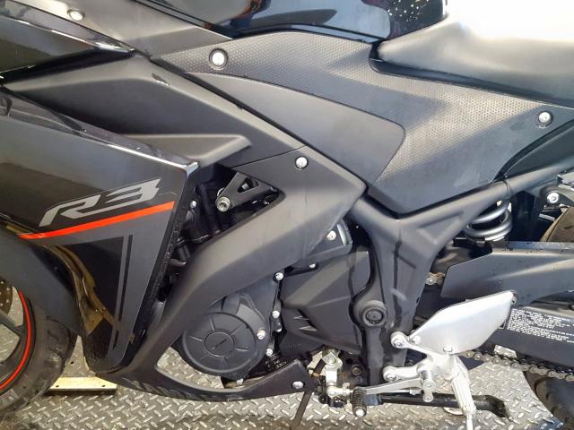 MH3RH15Y4JK004323 - 2018 YAMAHA YZFR3 A  photo 10